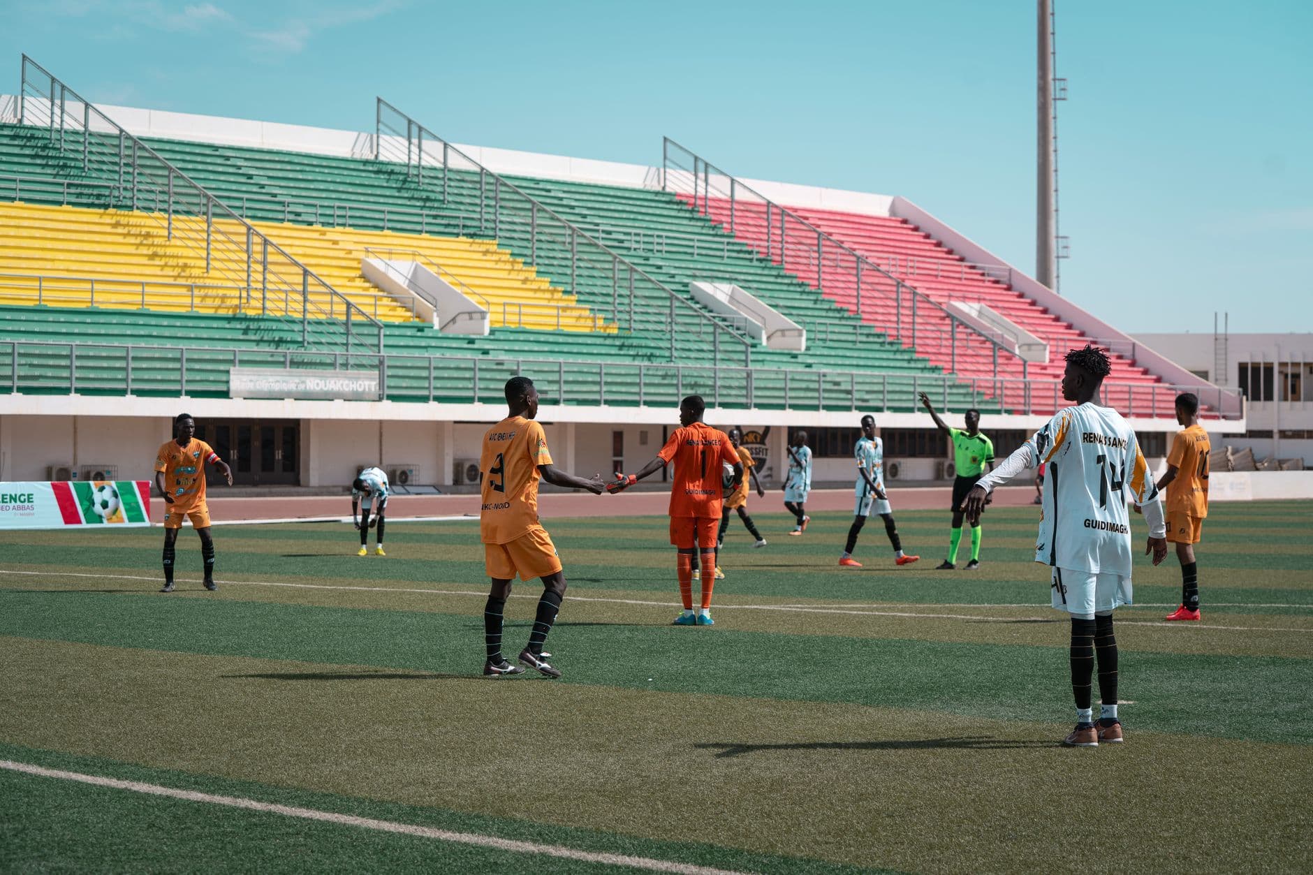 V-League 2026 ứng viên vô địch — Hà Nội FC và CAHN dẫn đầu cuộc đua